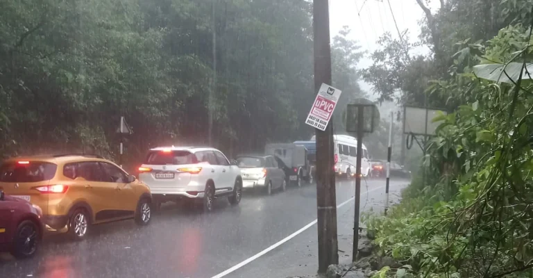 kottayam-idukki-heavy-rain-vattavada-landslide-kerala