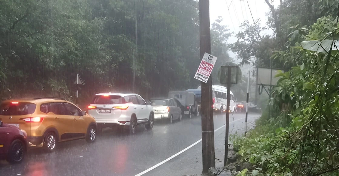 kottayam-idukki-heavy-rain-vattavada-landslide-kerala
