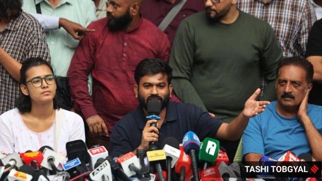 abhijeet-dipke-detained-delhi-police-cjp-lehra-do-tiranga-march-connaught-place-central-park-october-16-2026-voter-list-irregularities-chief-election-commissioner-gyanesh-kumar-protest