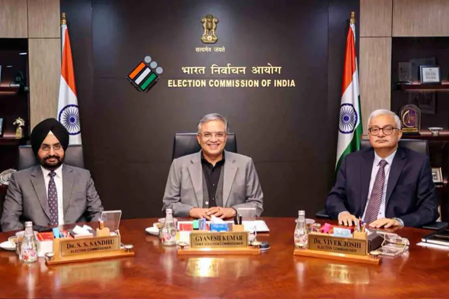 election-commission-clarification-rahul-gandhi-india-bloc-gyanesh-kumar-eci-protest