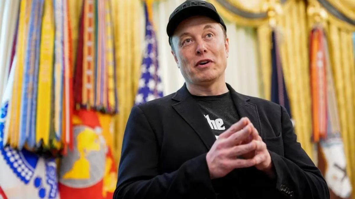 elon-musk-instagram-girls-social-media-reactions-2026