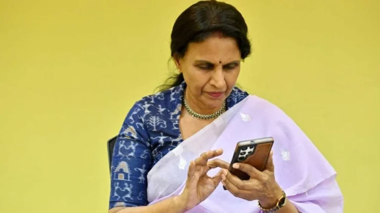 r-sreelekha-bjp-councillor-thiruvananthapuram-resignation-withdrawal